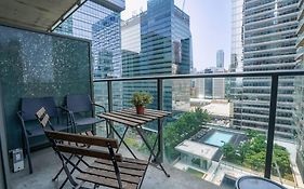 1504 Brand New Best Location 1Br Den With Amazing View