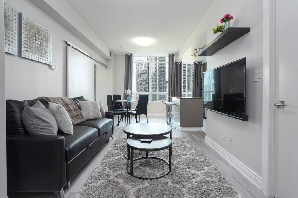 1504 Brand New Best Location 1Br Den With Amazing View Toronto Exterior photo