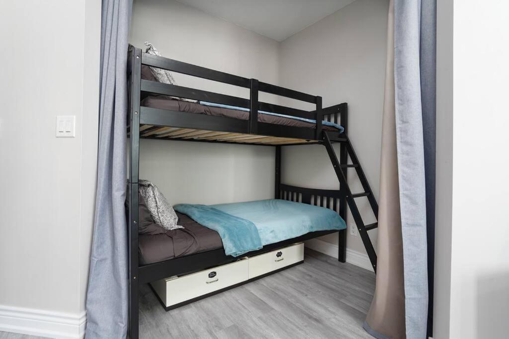 1504 Brand New Best Location 1Br Den With Amazing View Toronto Exterior photo